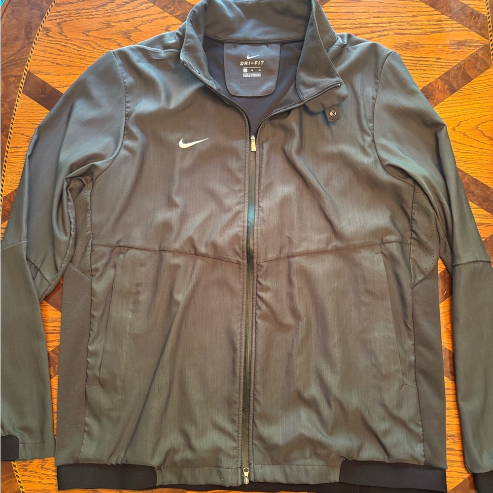 Nike Black Windbreaker with High Collar and Athletic Cut